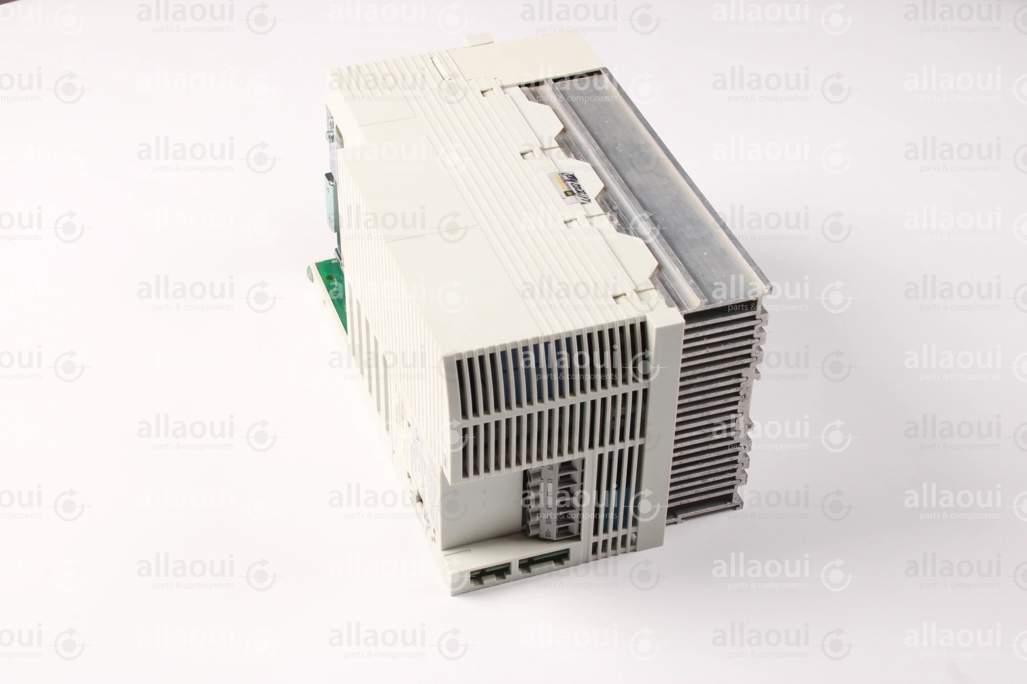 Lenze Frequency Inverter E82EV752K4C040