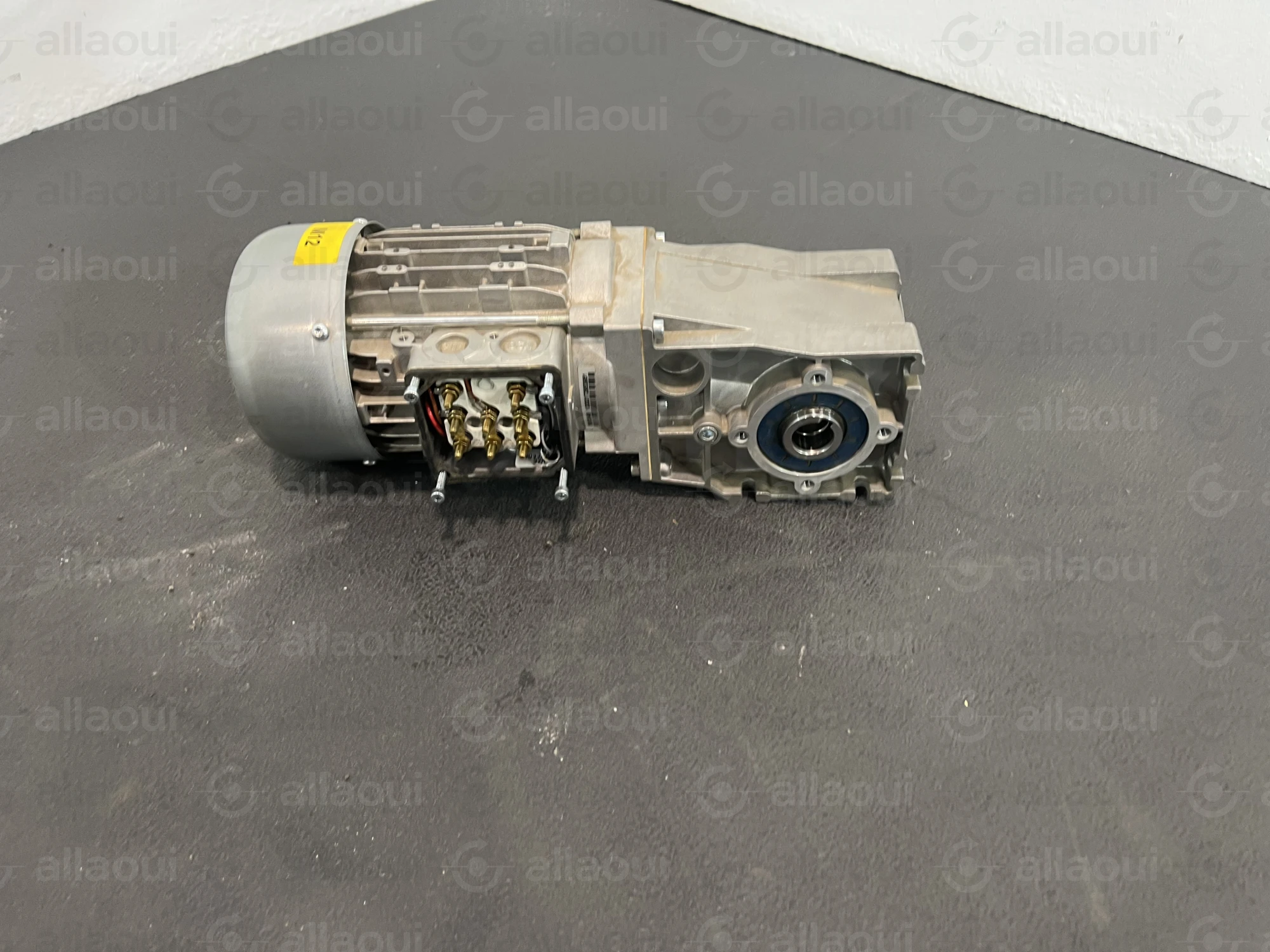 Lenze Motor GKR03-2E HAR 063C42