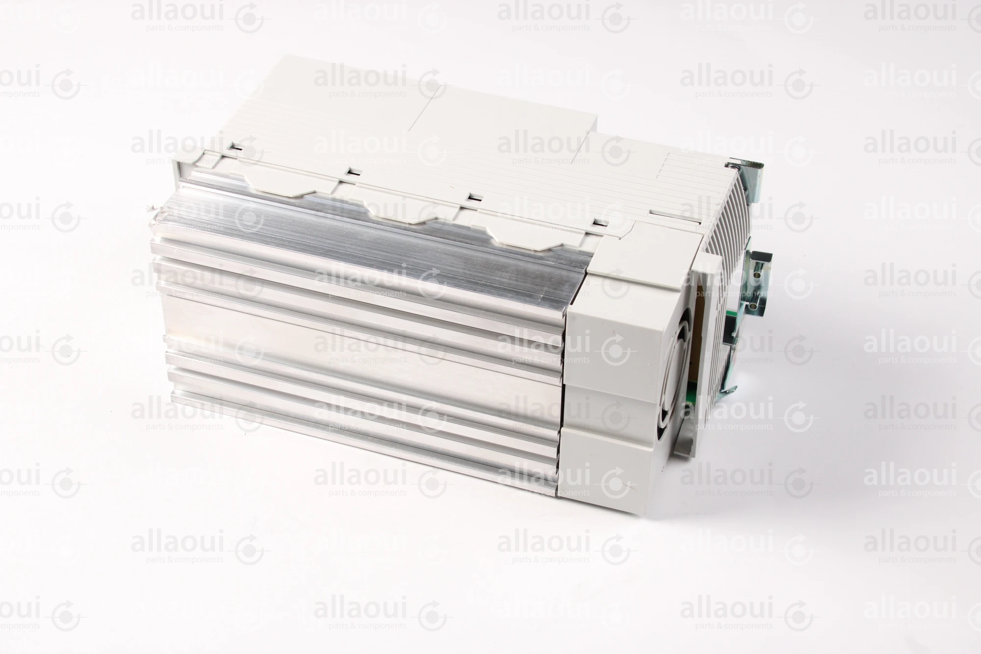 Lenze Frequency Inverter E82EV552K4C