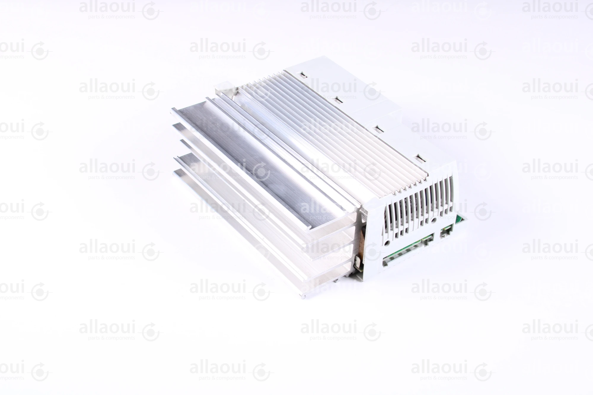 Lenze Frequency Converter 8200 Vector E82EV751_2B