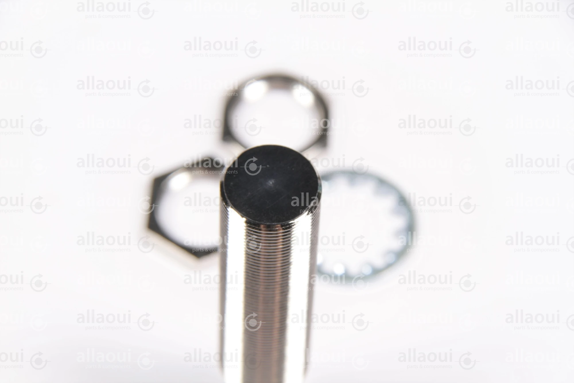 Omron E2B-M18LS08-M1-B1 E2B-M18LS08-M1-B1