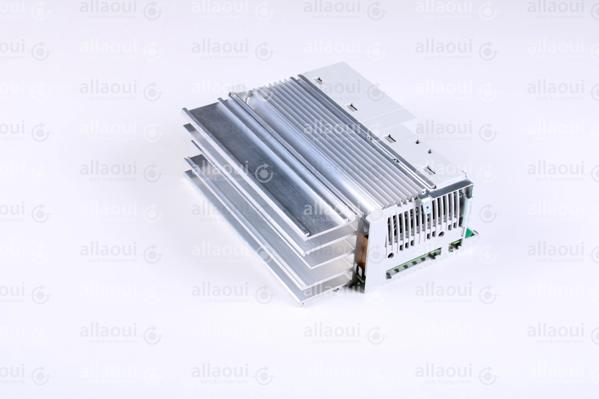 Lenze Frequency Converter E82EV751_2C