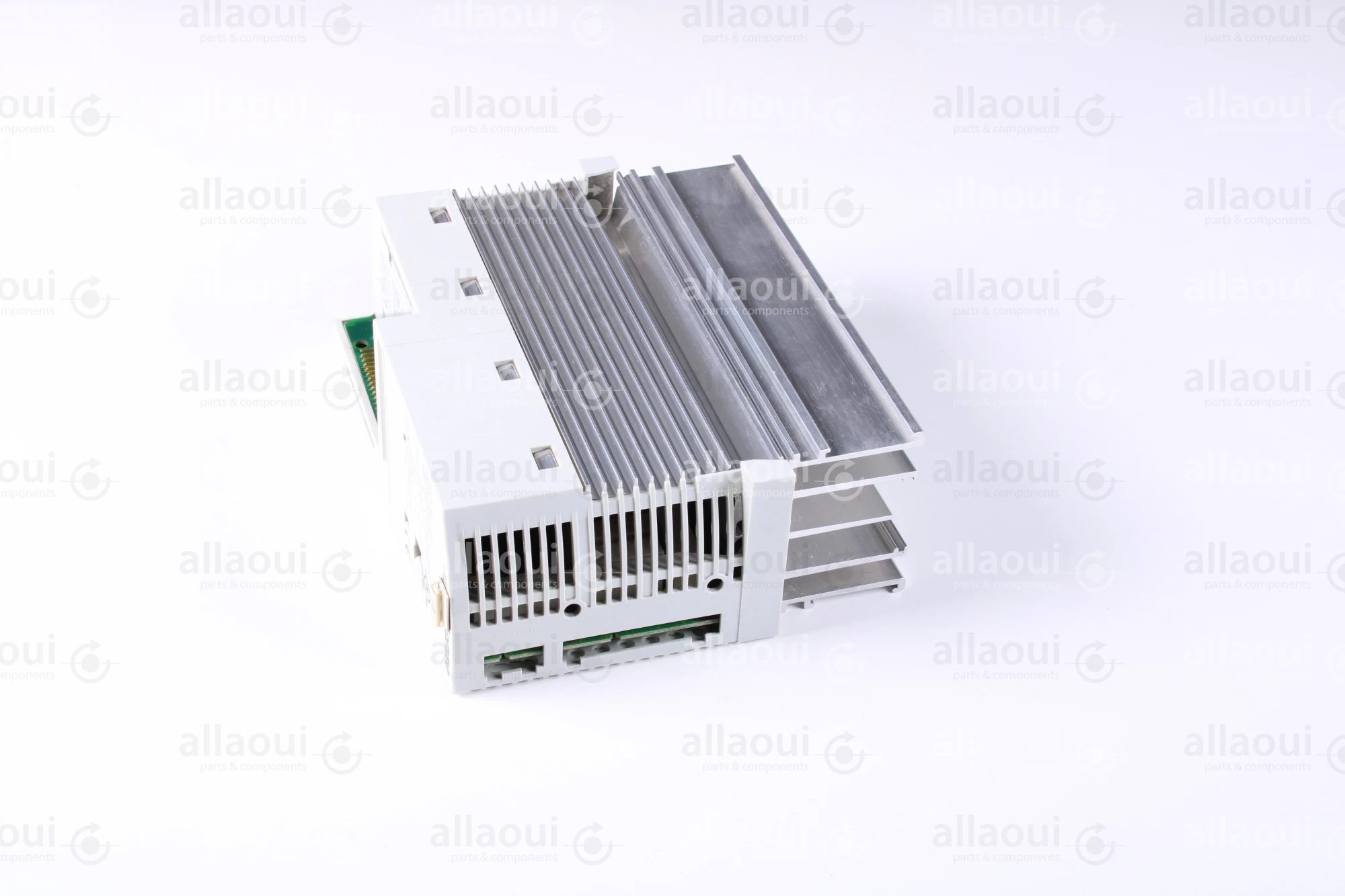 Lenze Frequency Converter 8200 Vector E82EV751_2B