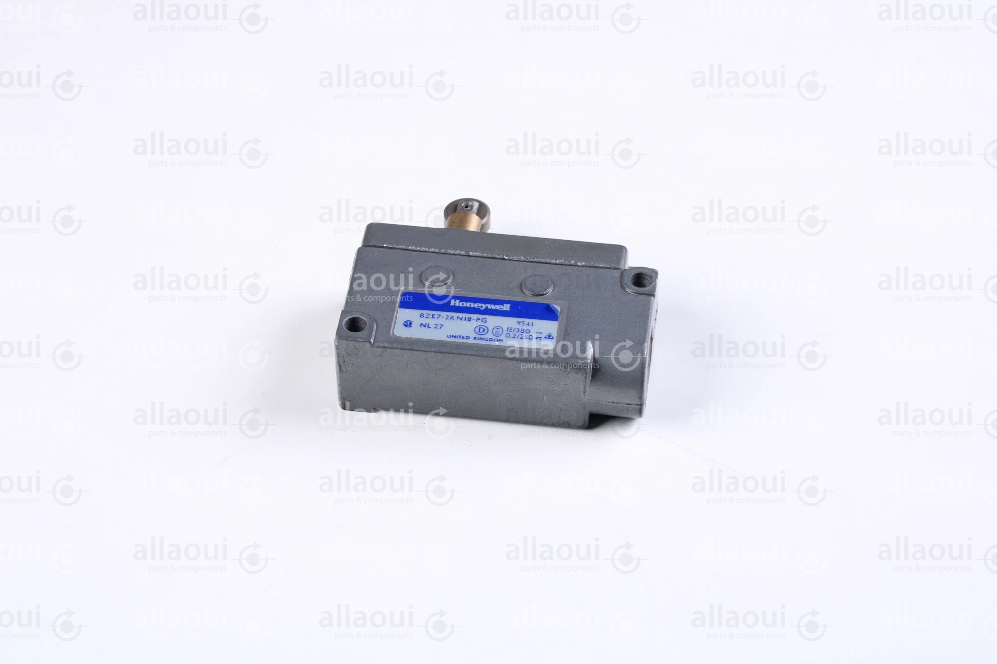 Honeywell Switch BZE7-2RN18-PG