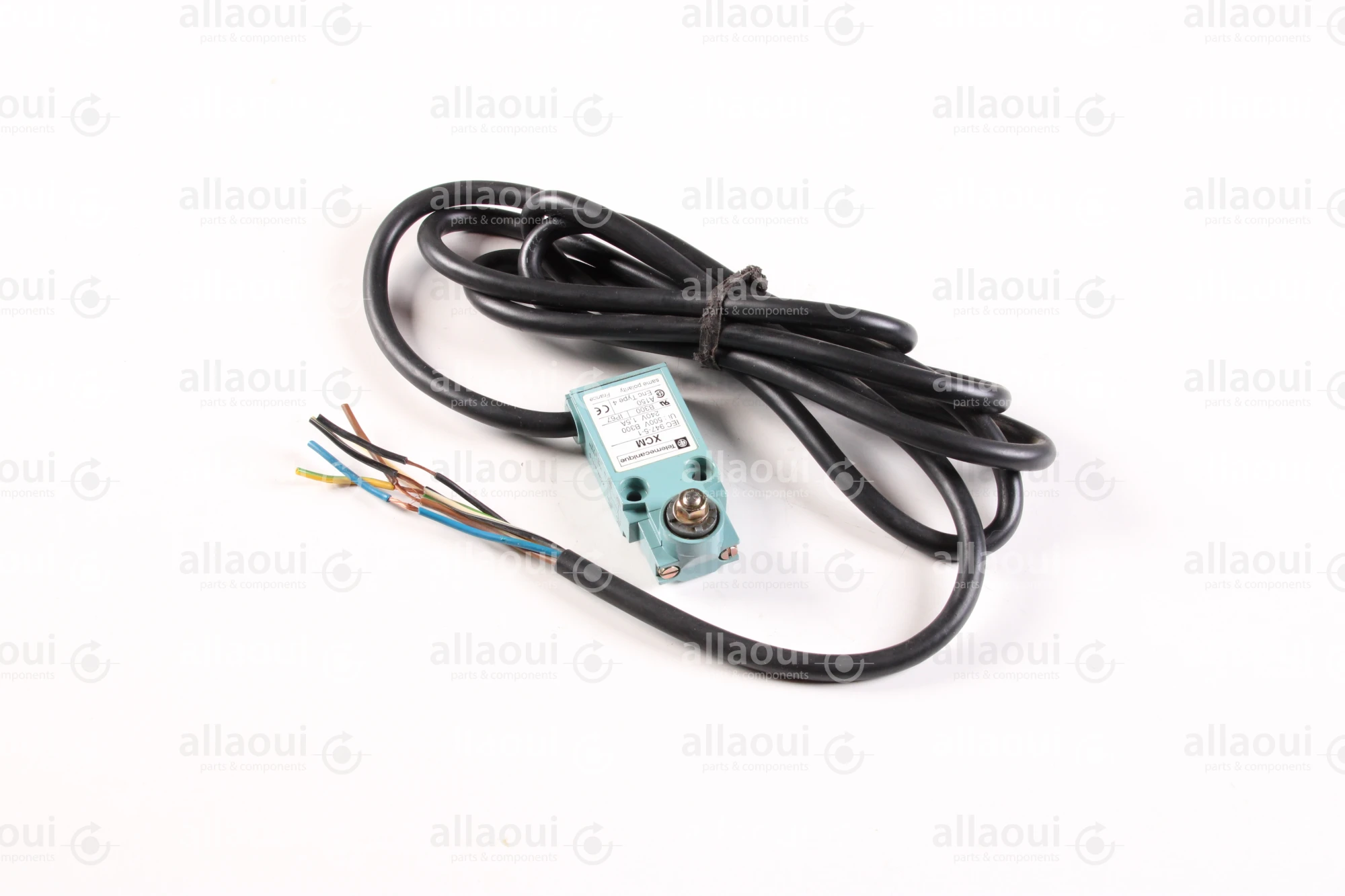 Telemecanique Limit Switch Enc with 1 mt Cabling XCM IEC-947-5-1