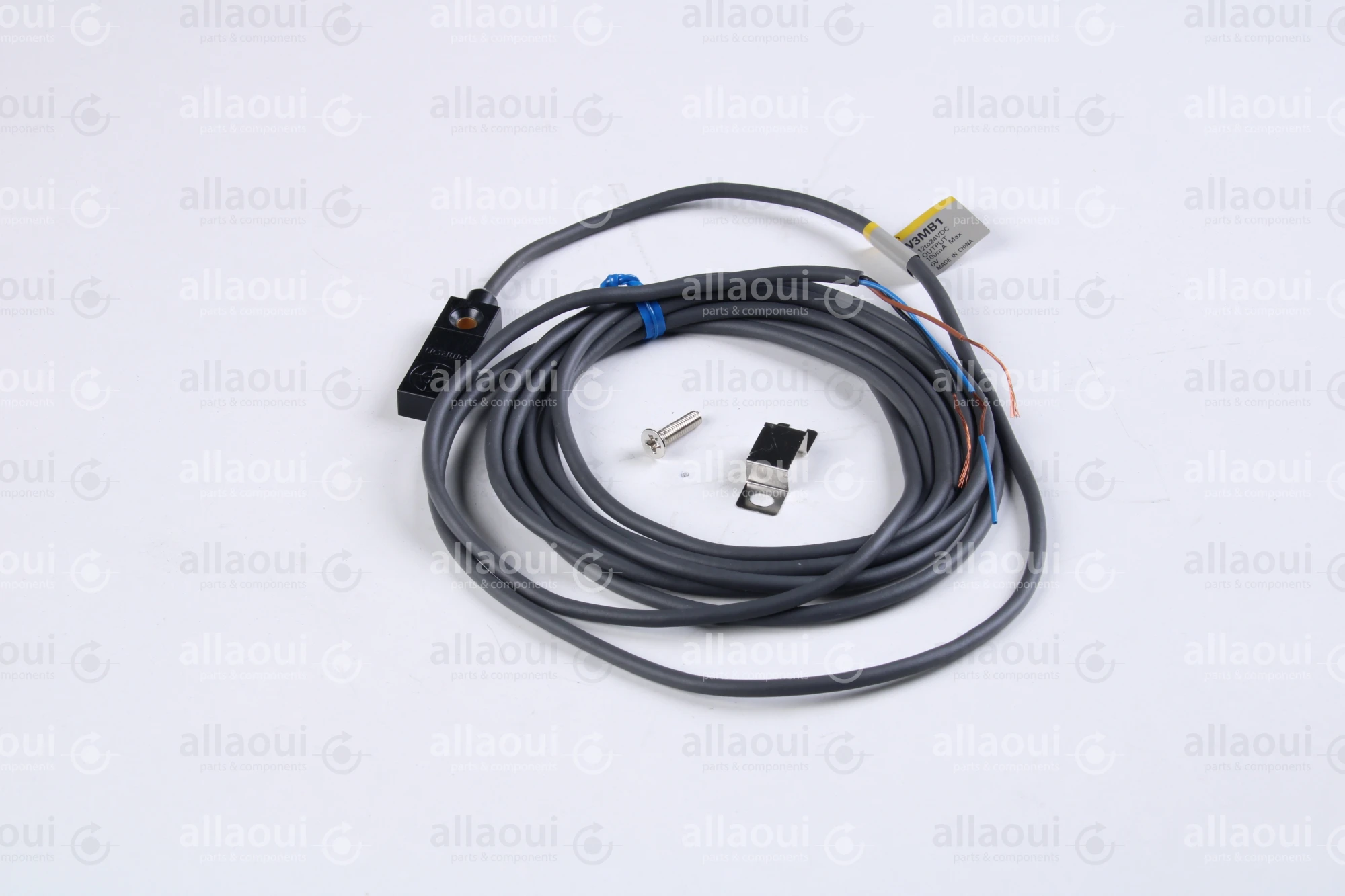 Omron Proximity sensor TL-W3MB1