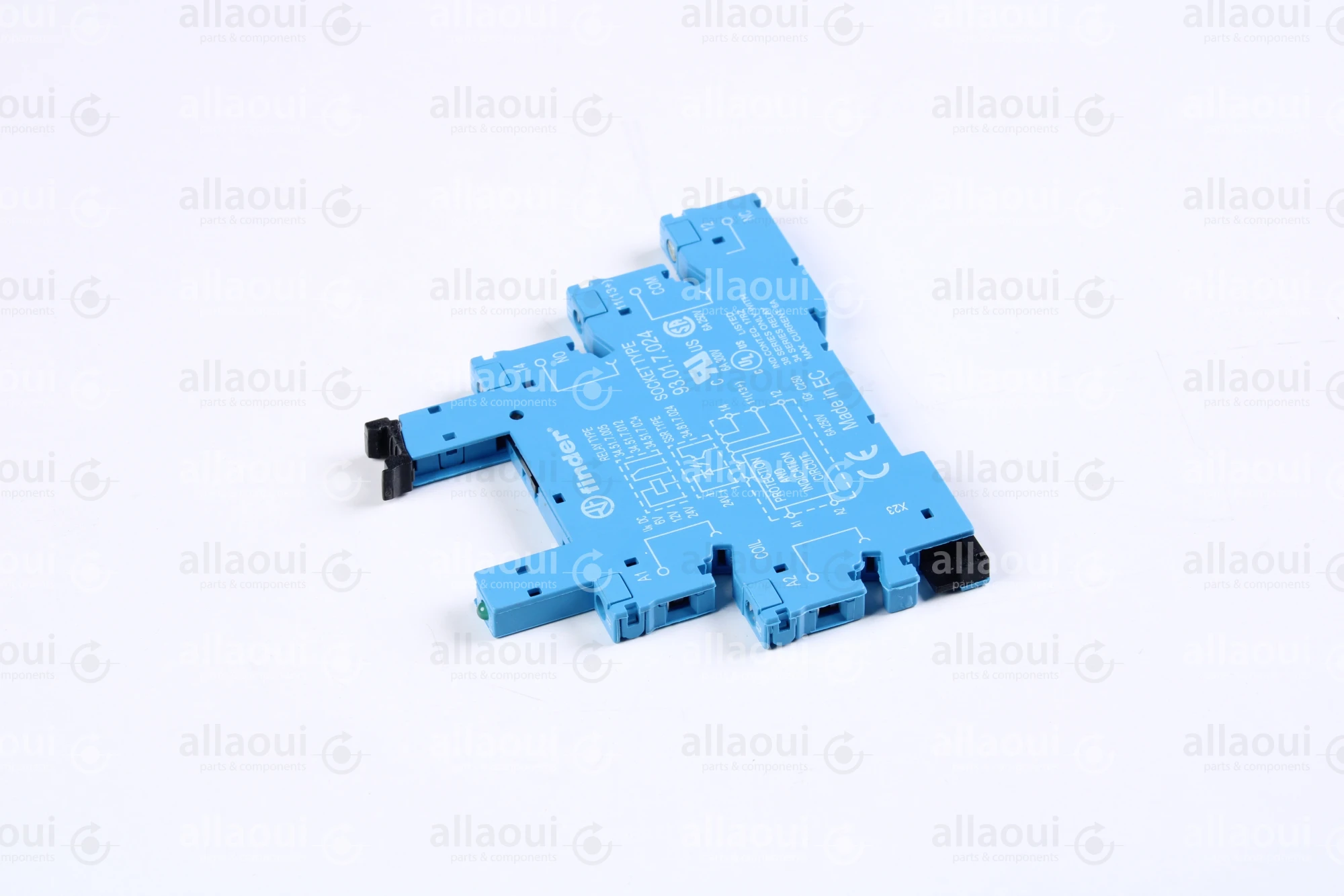 Finder Relay socket with retaining bracket 93.01.7.024