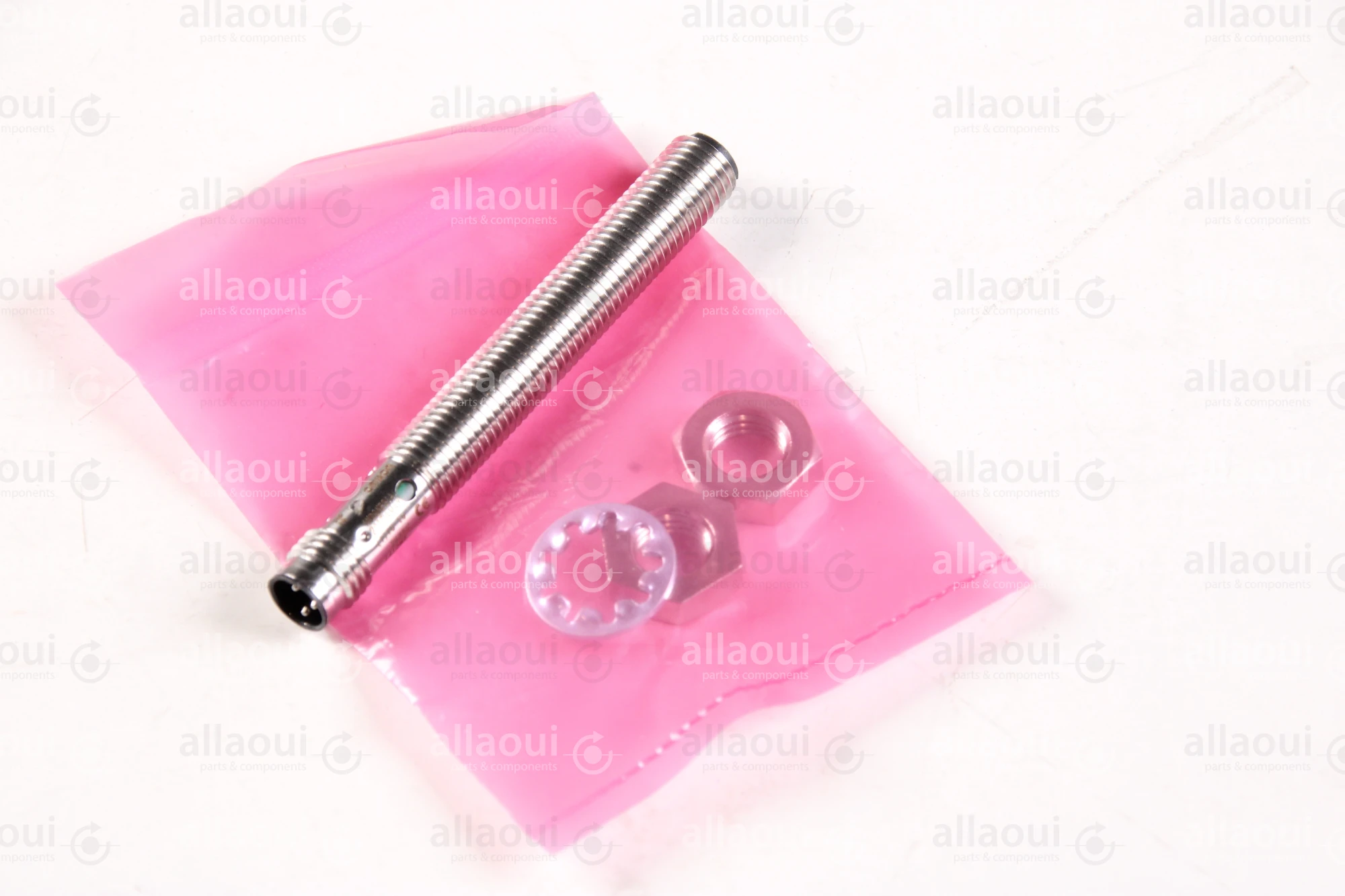 Omron Proximity Sensor E2B-S08LS02-MC-B1