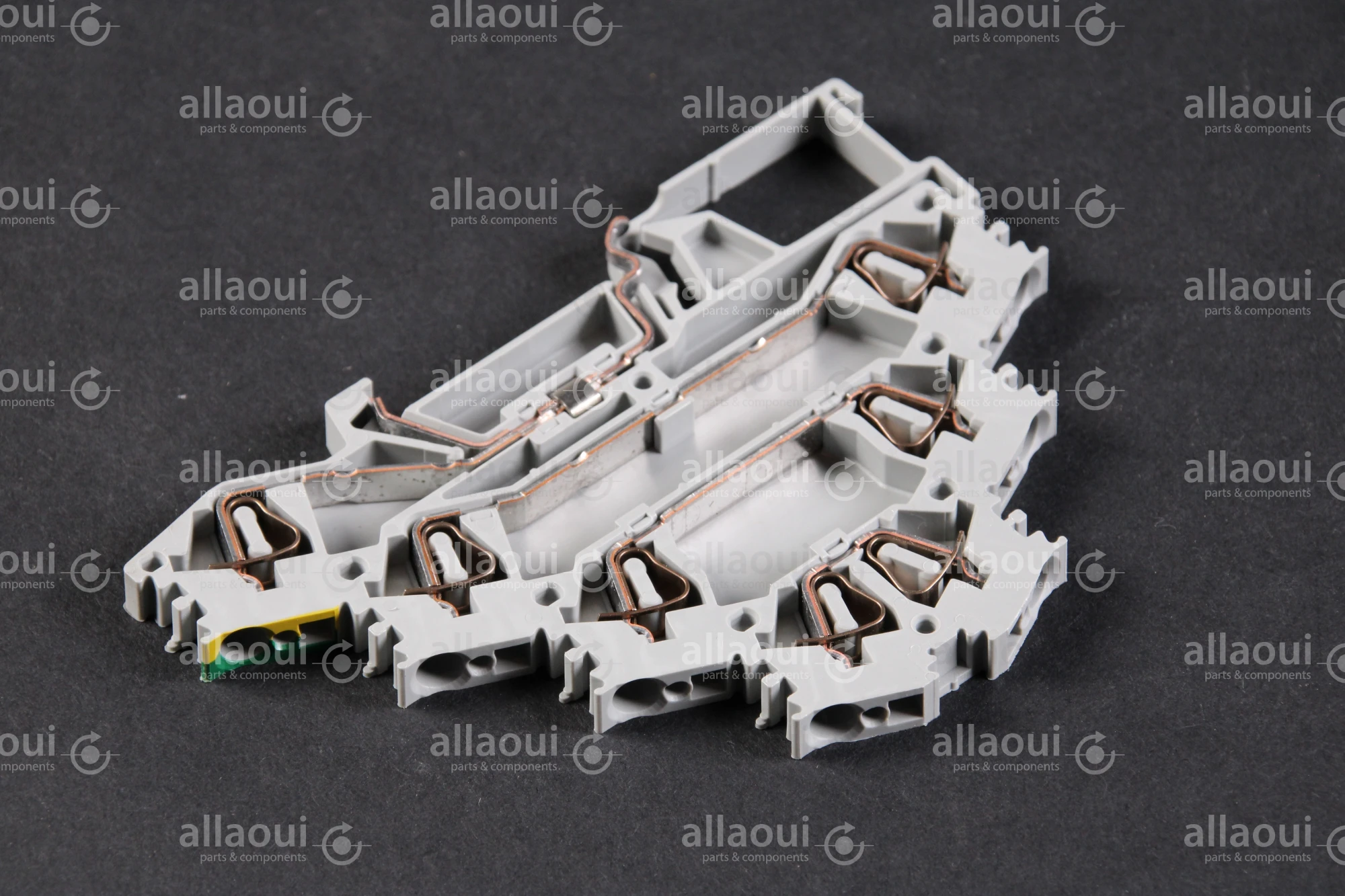 Wago Rail Mount Terminal Block; Reihenklemme 281-530