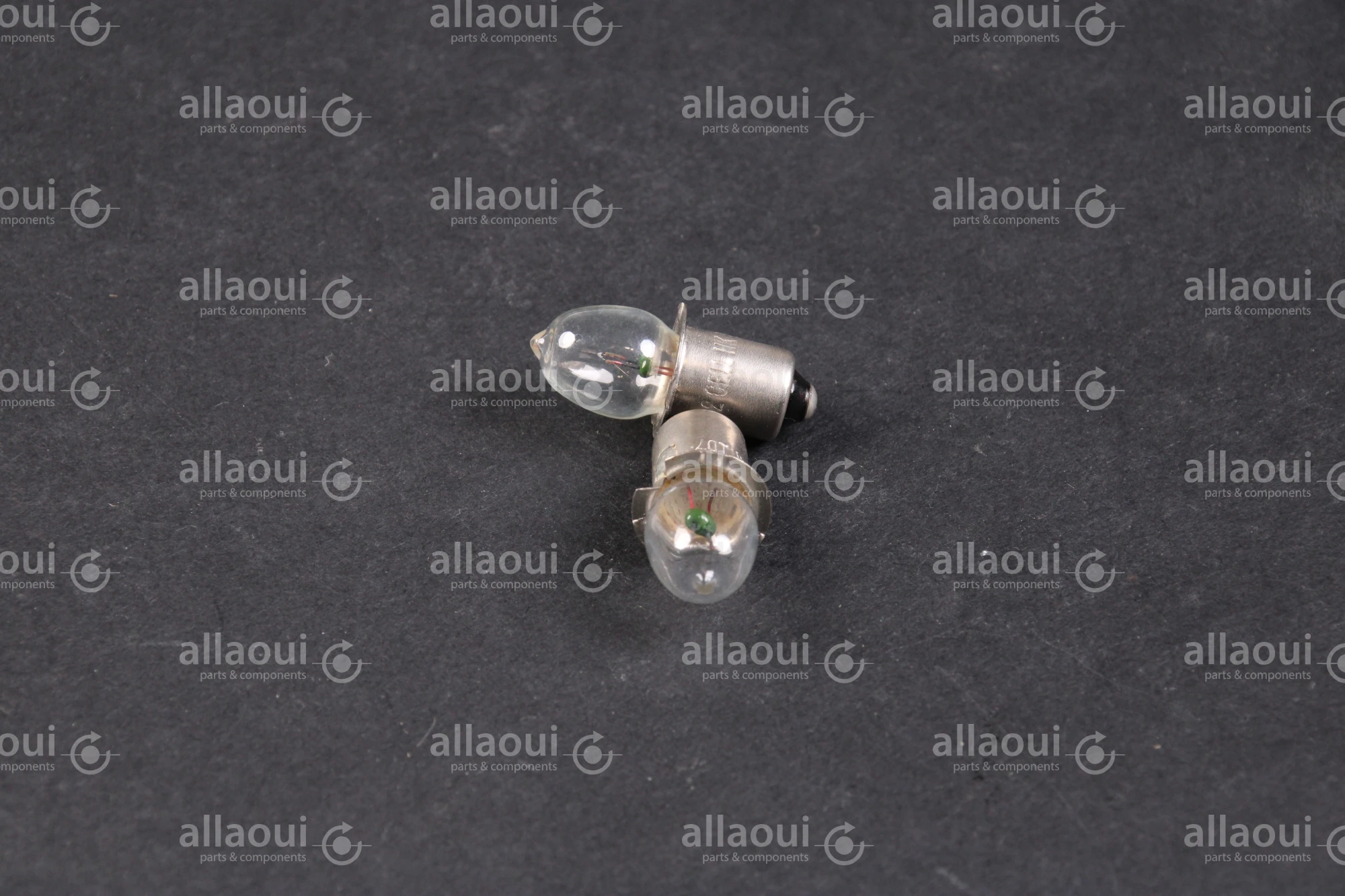 MAGLITE Cells Flashlight 038739070339