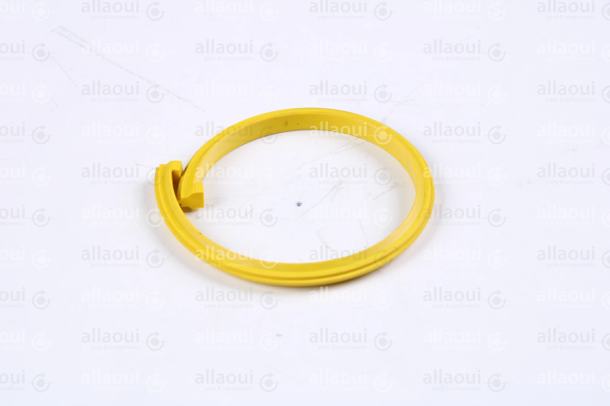 MBO Patrize yellow M64 cleaved 1594936 M64
