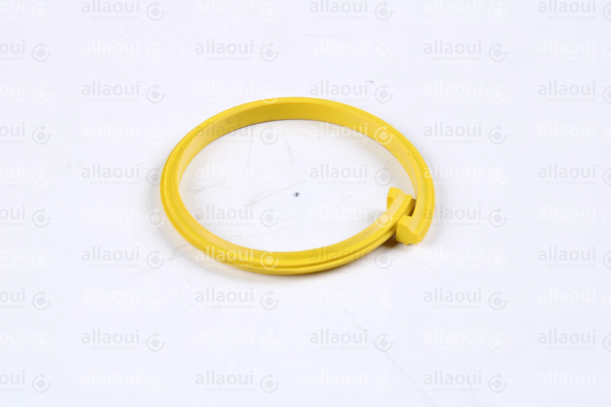 MBO Patrize yellow M64 cleaved 1594936 M64
