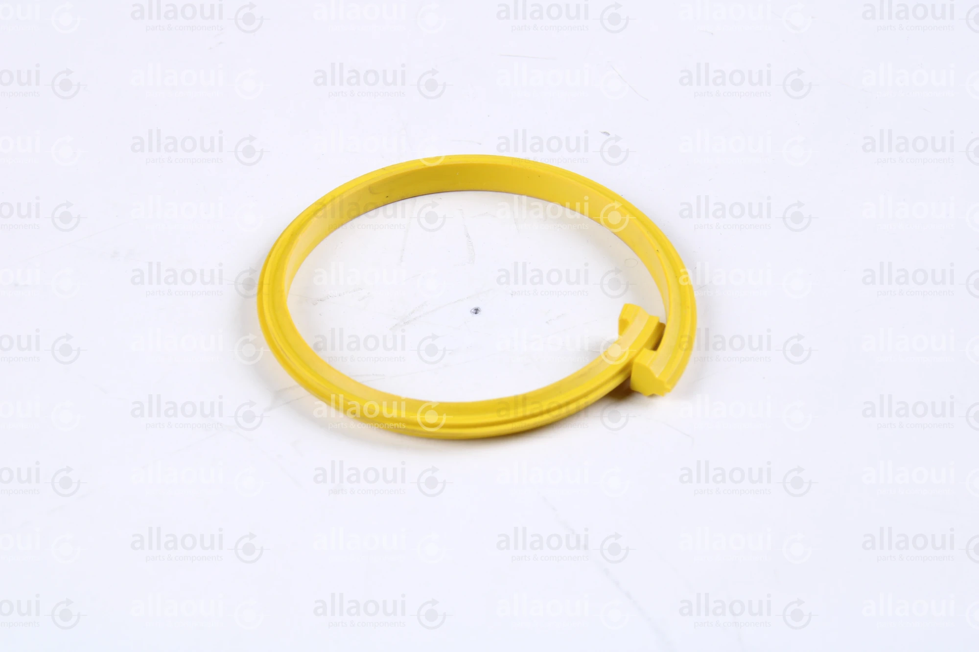 MBO Patrize yellow M64 cleaved 1594936 M64