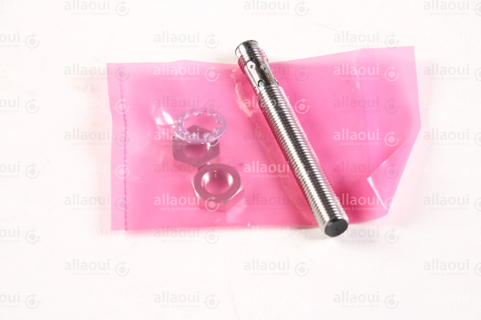 Omron Proximity Sensor E2B-S08LS02-MC-B1