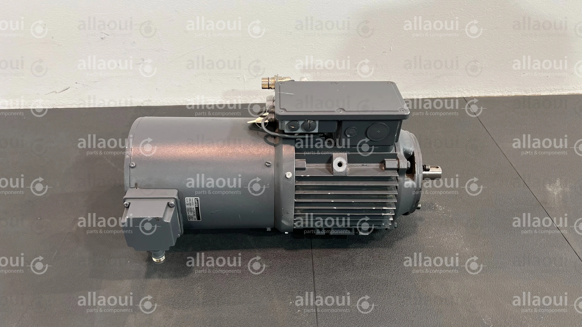 Lenze Motor MDFMABS112-22B