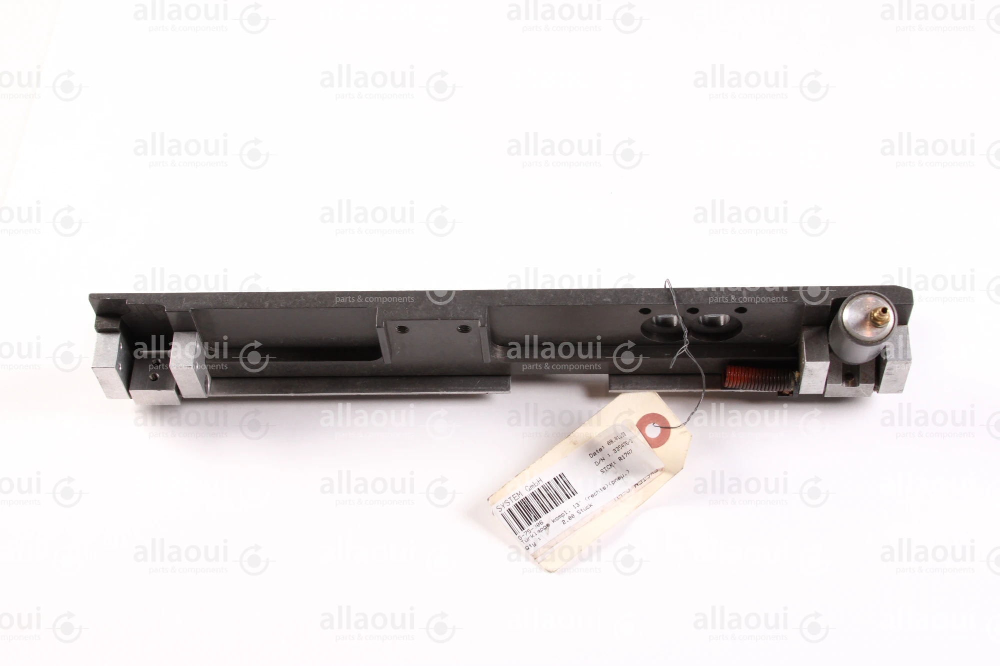 System GmbH Door Flap 13" (Right) (Pneu.) S-75-306