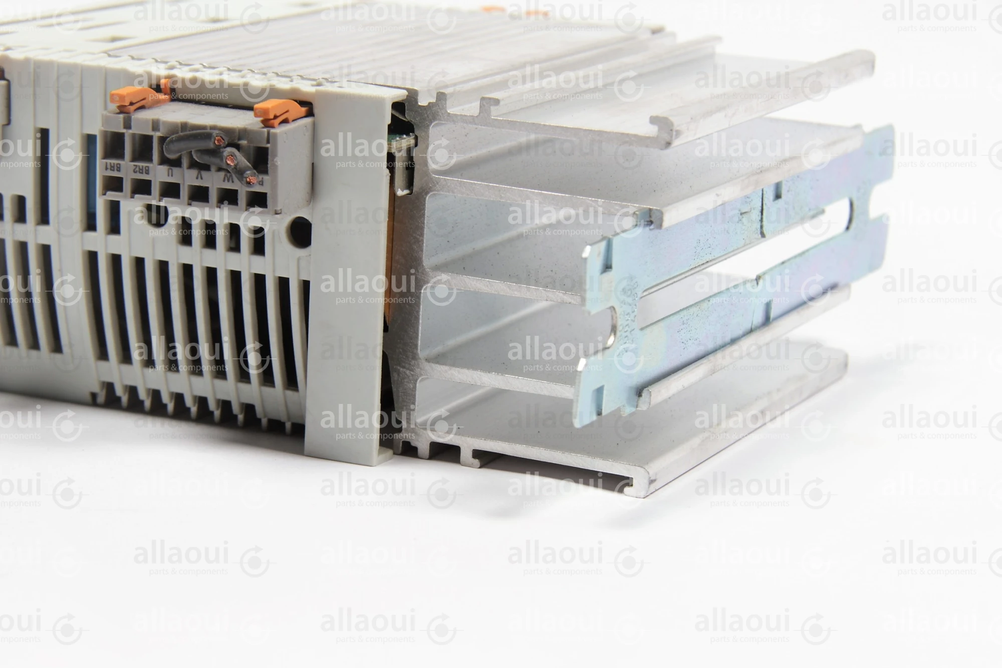 Lenze Frequency Converter E82EV371_2B