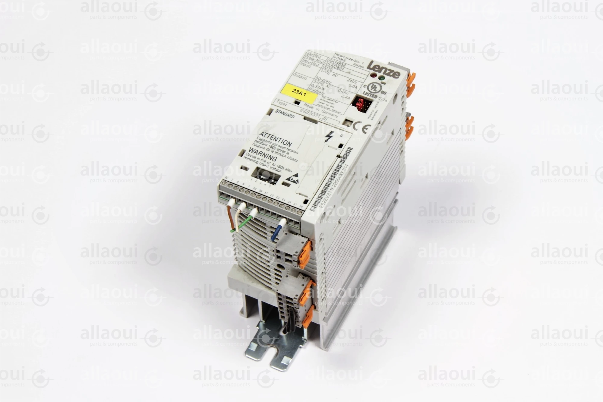 Lenze Frequency Converter E82EV371_2B