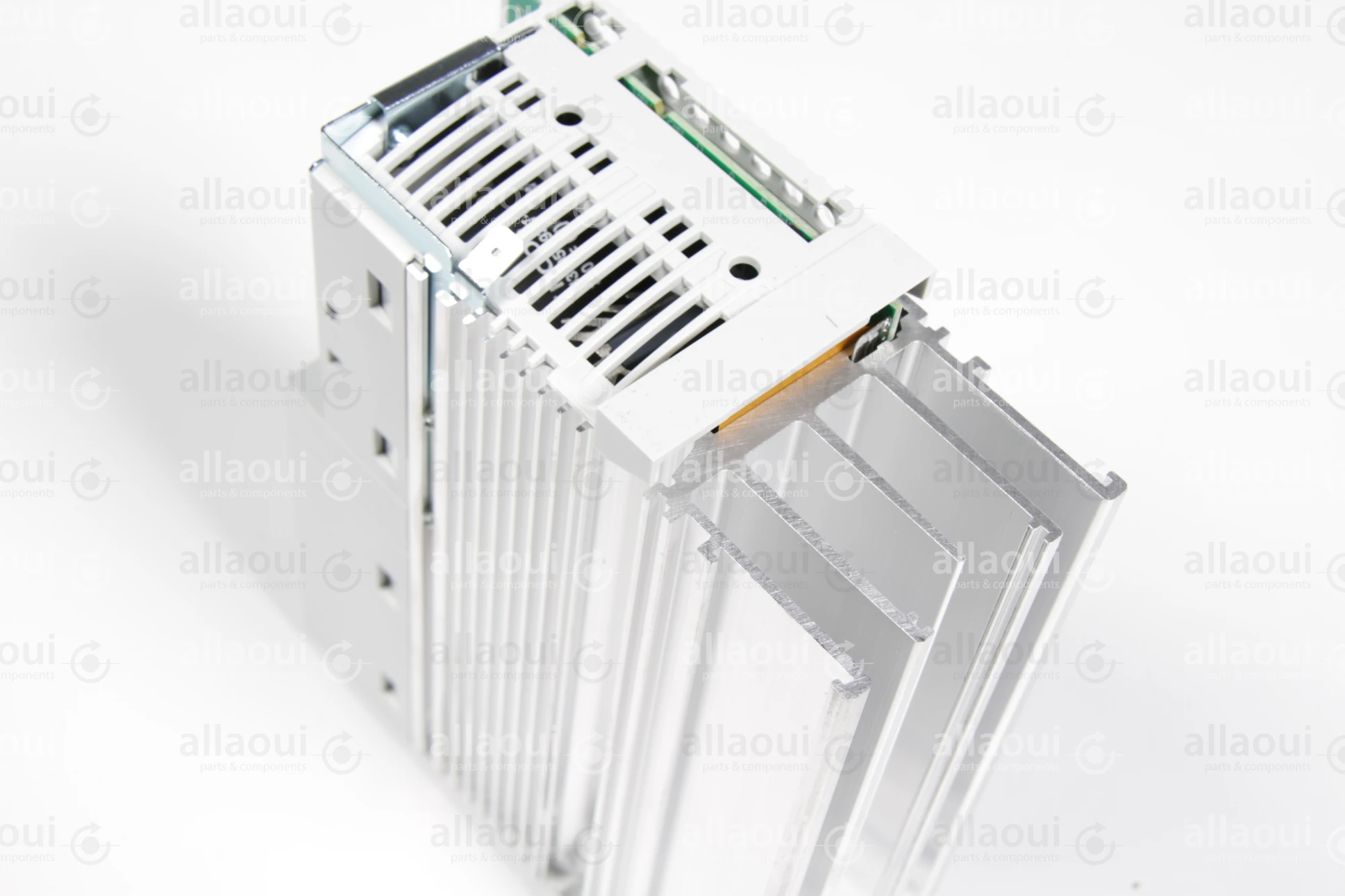 Lenze Frequency Converter 8200 Vector E82EV751_4C