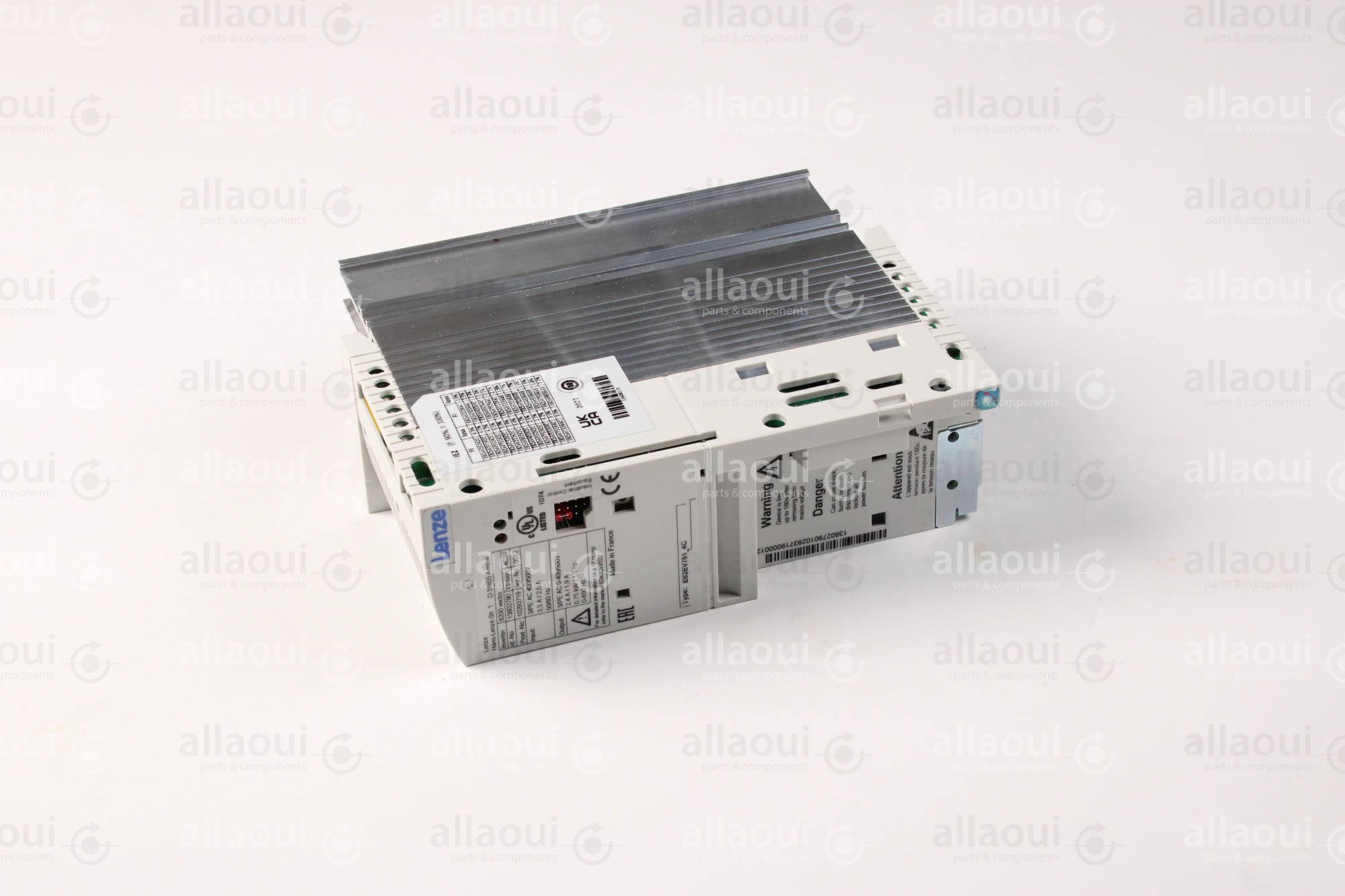 Lenze Frequency Inverter E82EV751K4C