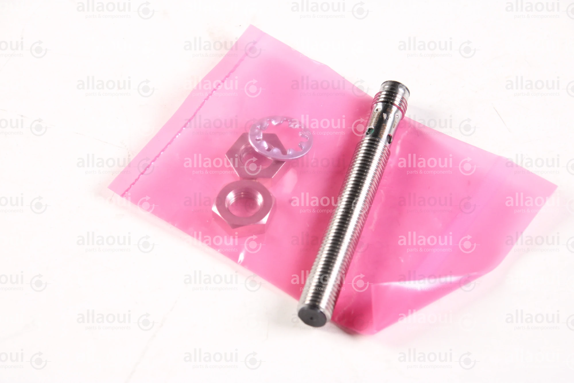 Omron Proximity Sensor E2B-S08LS02-MC-B1