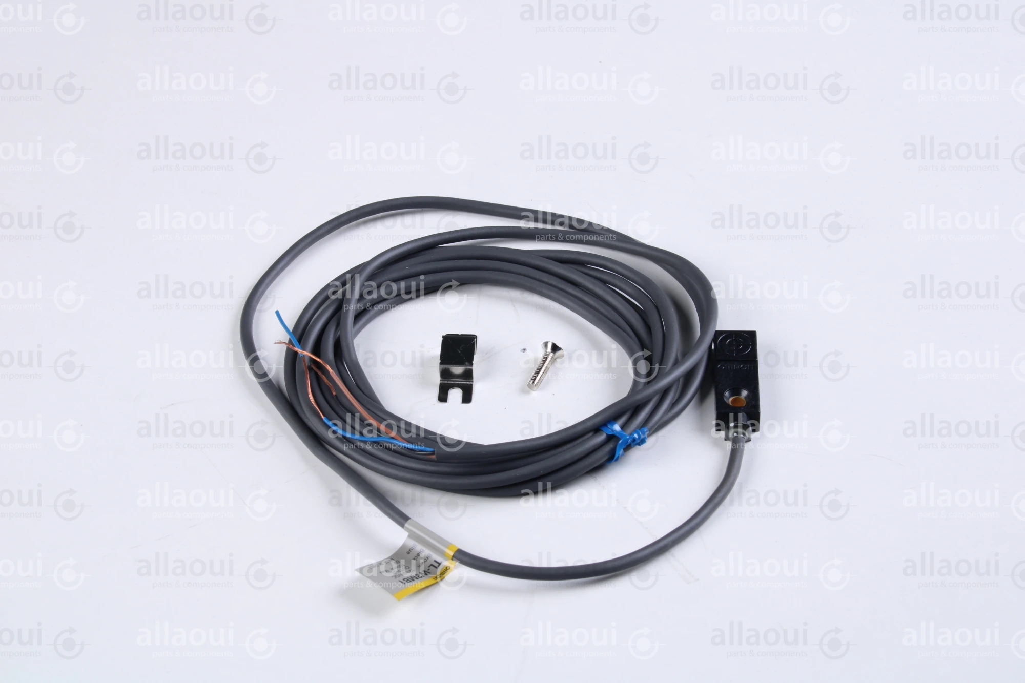Omron Proximity sensor TL-W3MB1