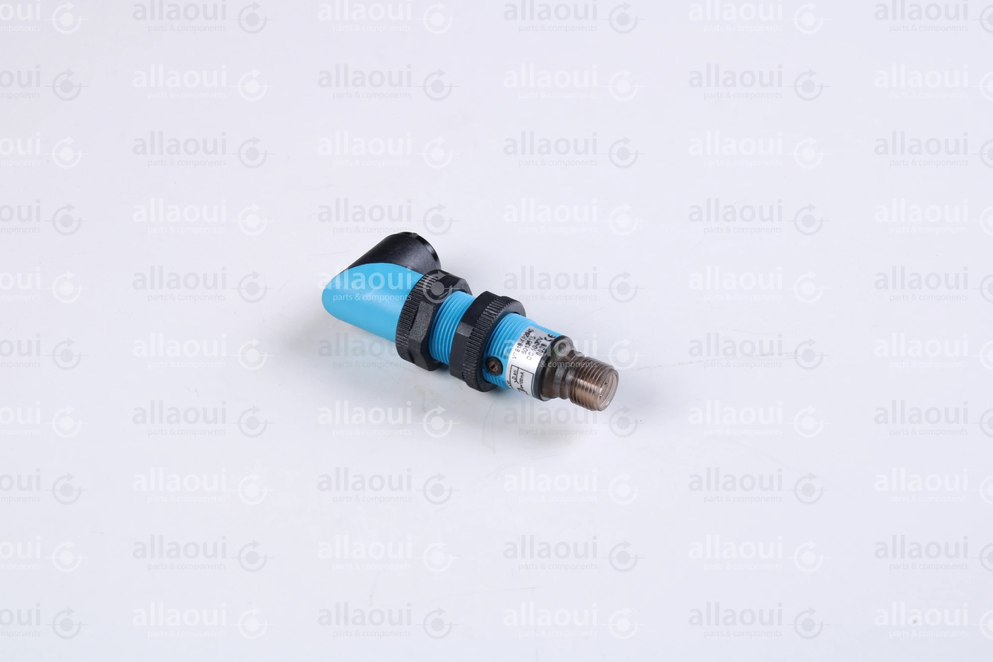 Sick Cylindrical photoelectric sensor 10-30V 100mA VTE18-4P2940