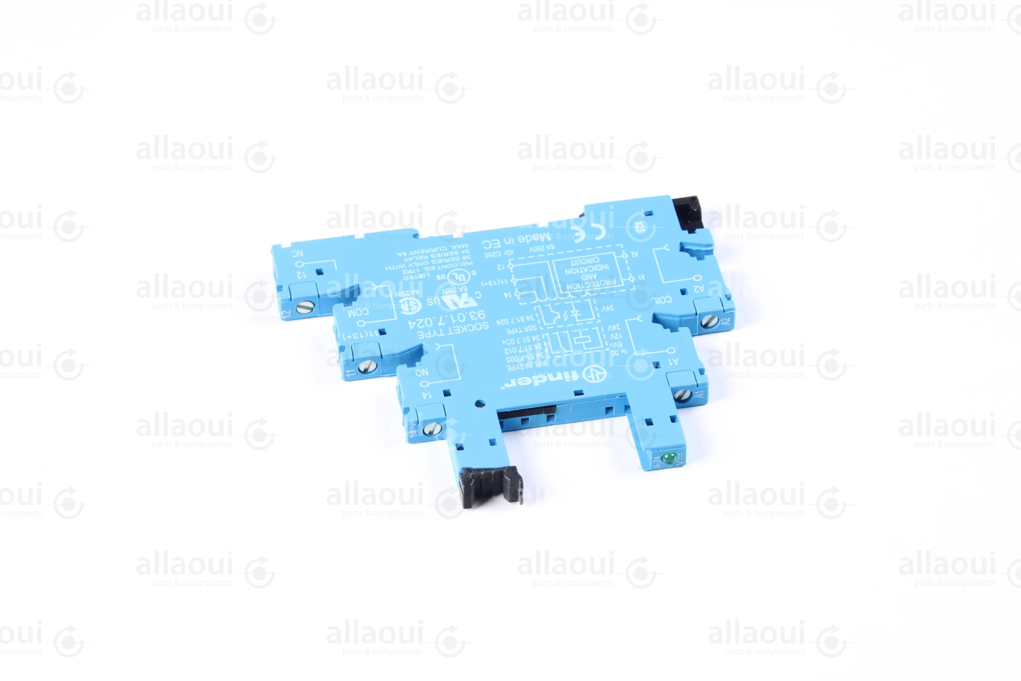 Finder Relay socket with retaining bracket 93.01.7.024