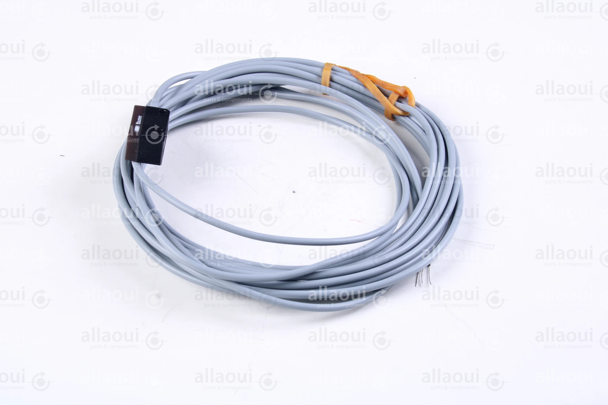 Baumer Through Beam Sensor FSDK 10D96/405685