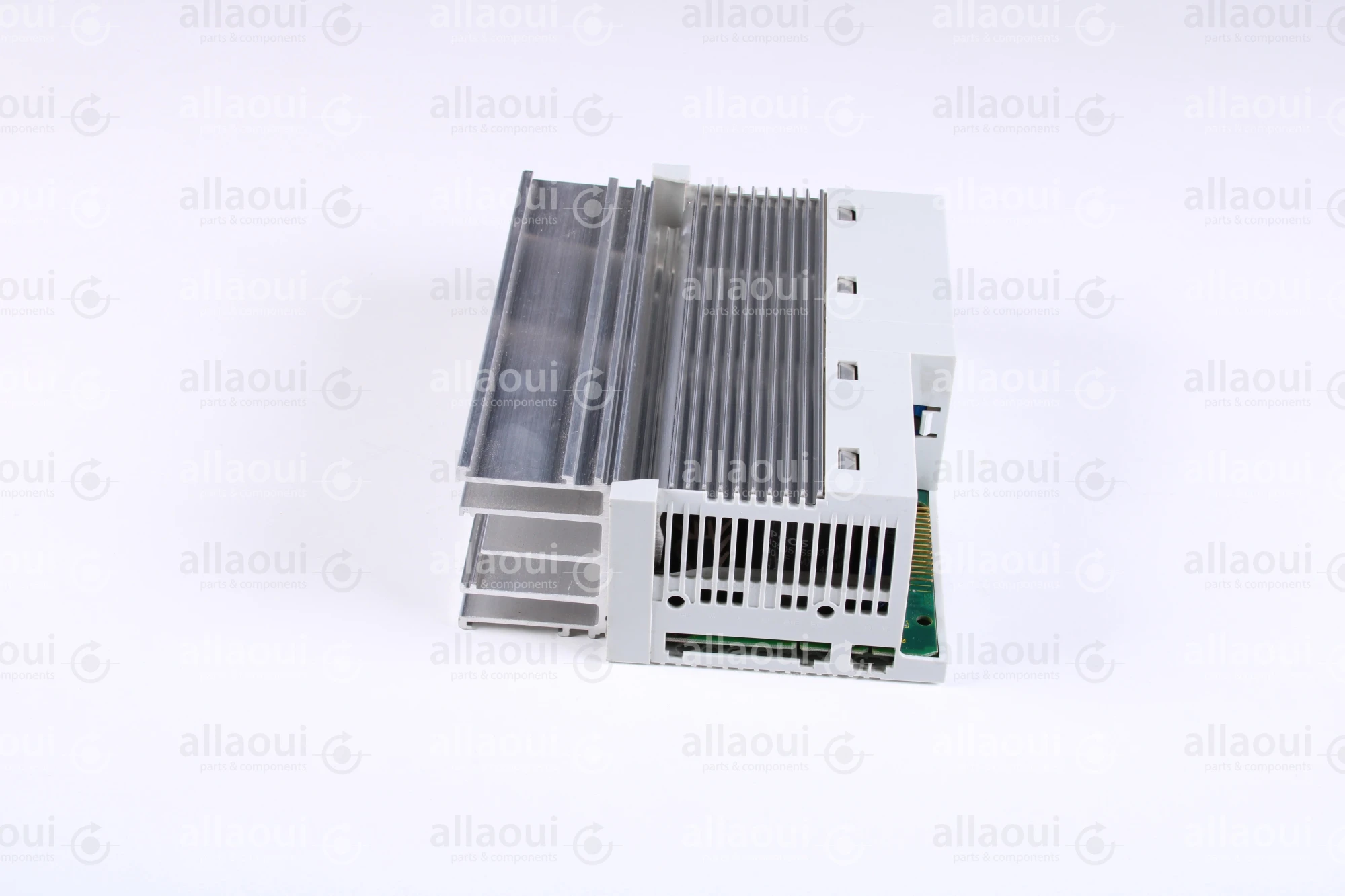 Lenze Frequency Converter 8200 Vector E82EV751_2B