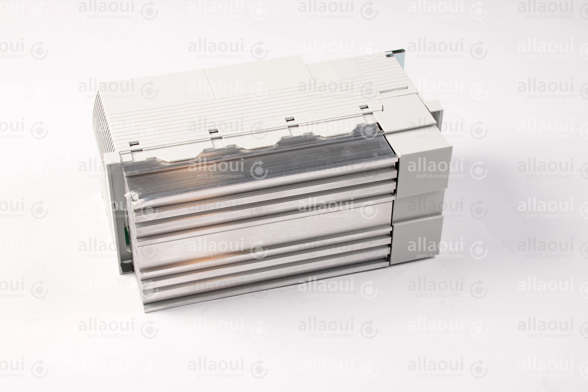 Lenze Frequency Inverter E82EV552K4C