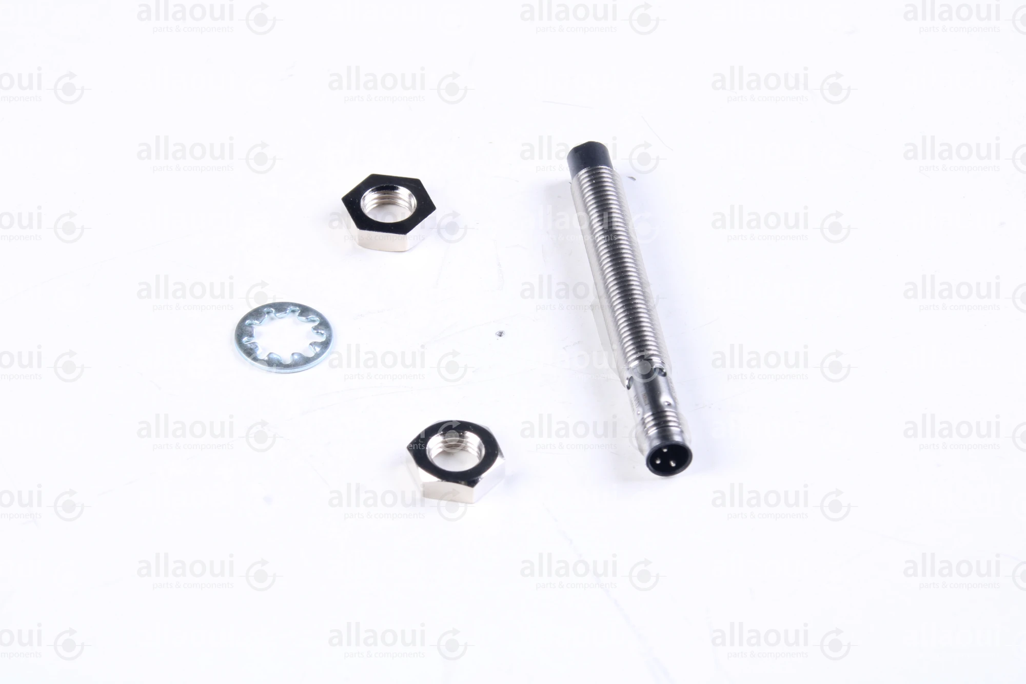 Omron Inductive Sensor E2B-S08LN04-MC-B2 Omron Inductive Sensor E2B-S08LN04-MC-B2