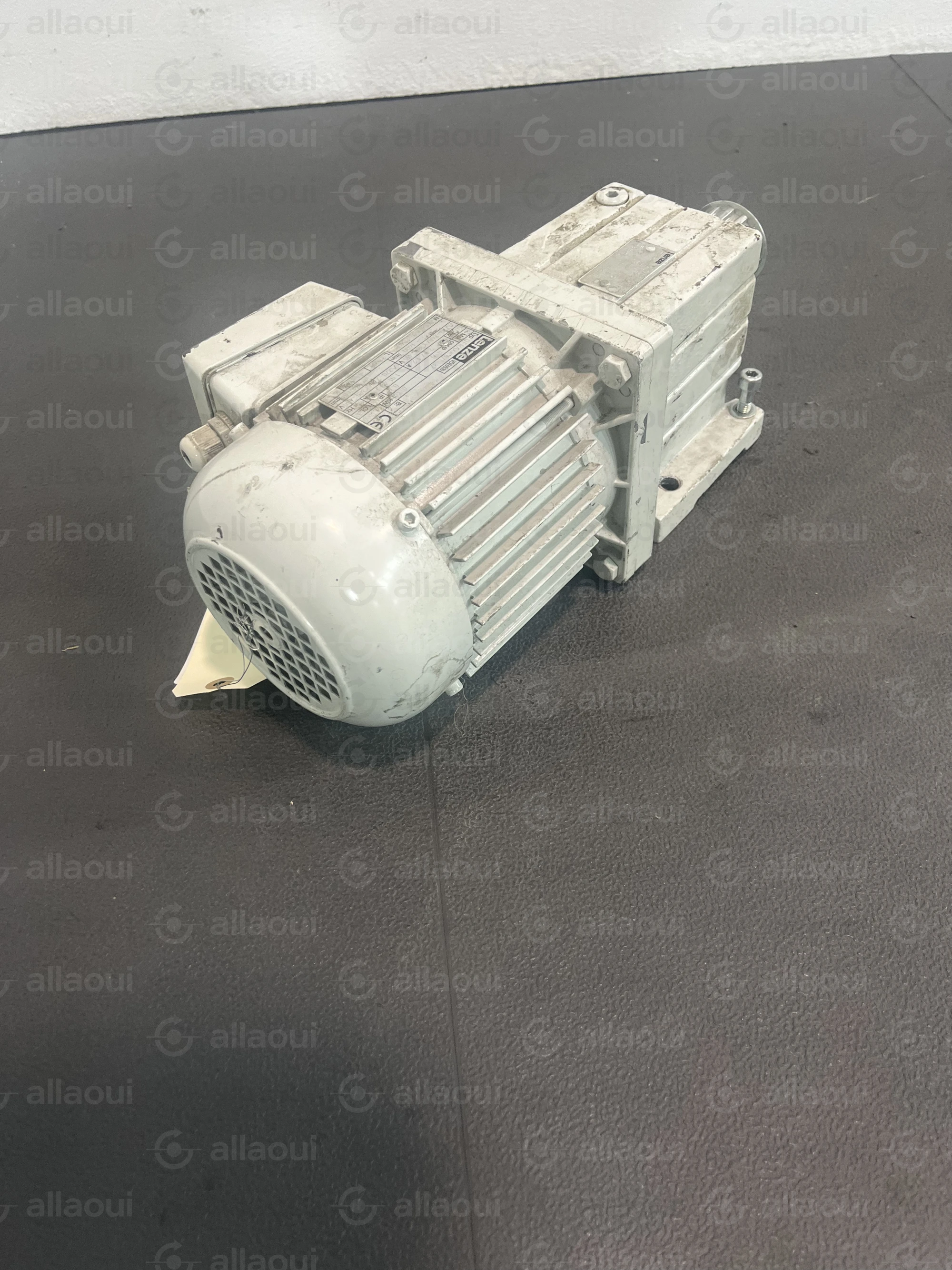 Lenze Motor DERAXX 071-32