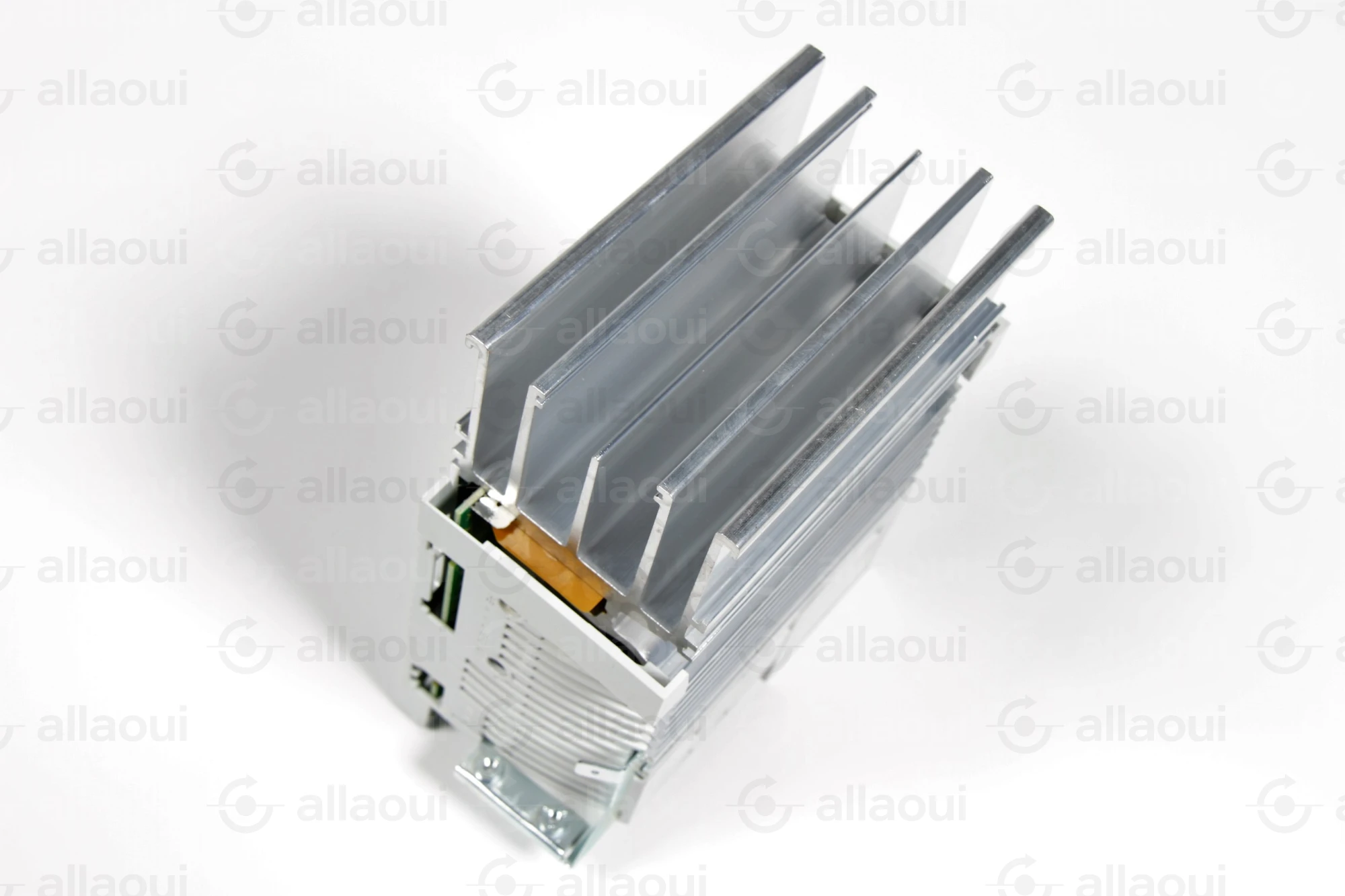 Lenze Frequency Converter 8200 Vector E82EV371_2C