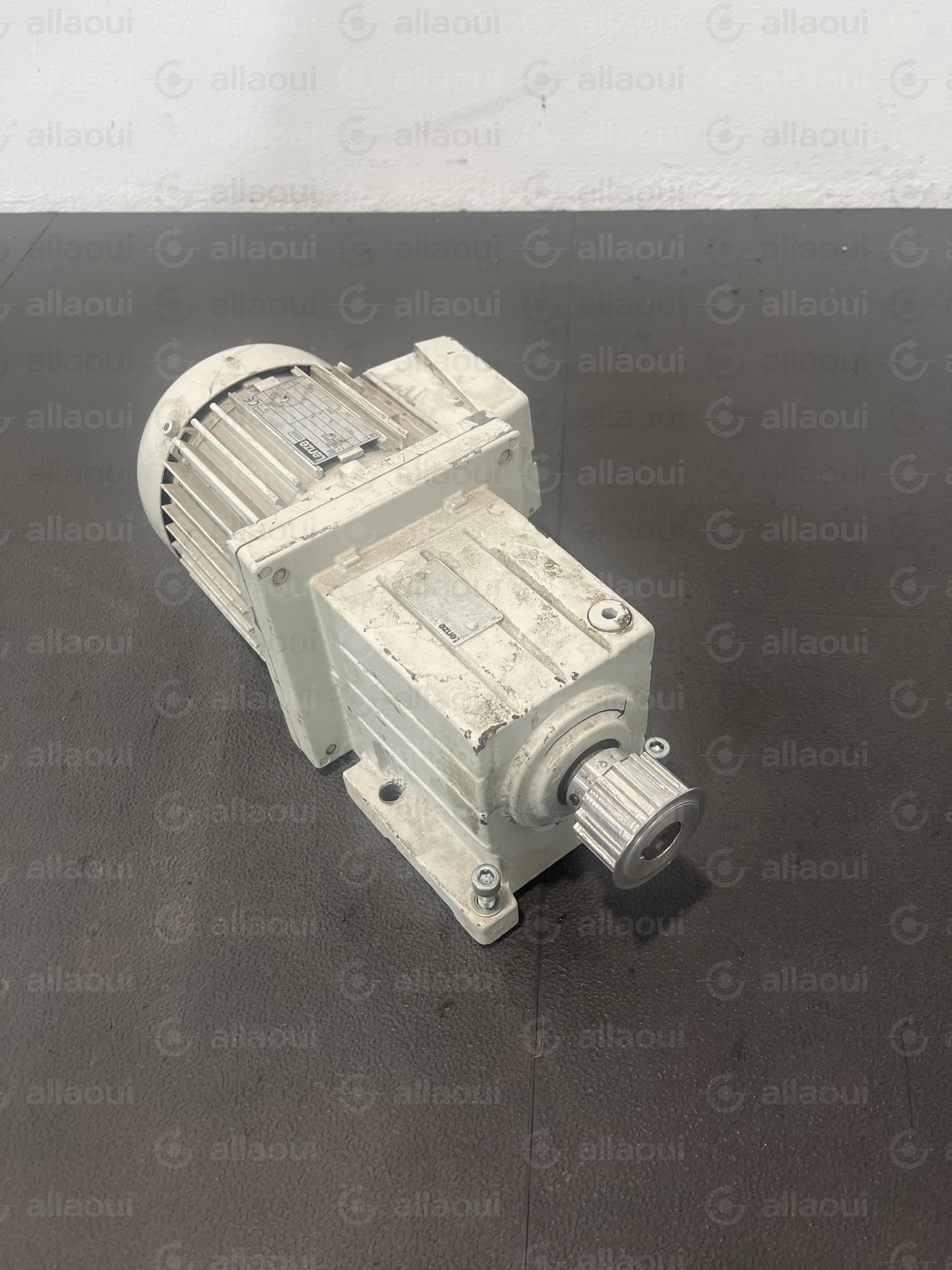 Lenze Motor DERAXX 071-32